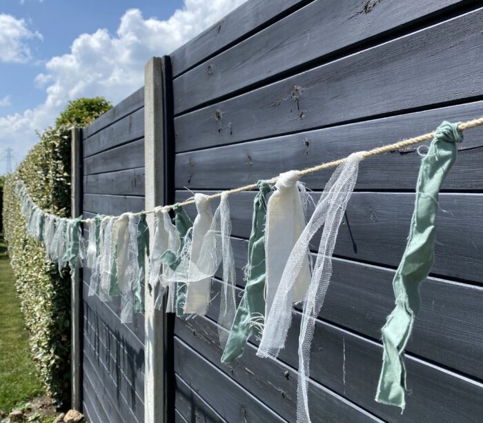 https://www.stylingbymanou.nl/wp-content/uploads/2022/06/Lintenslinger-eucalyptus-groen-scaled-700x613.jpg